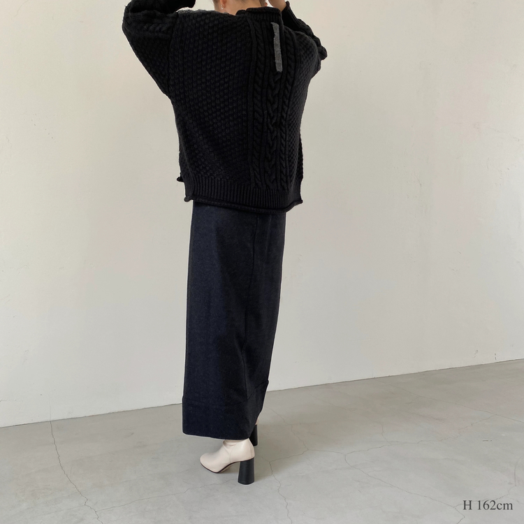 two-tone patchwork cable knit / willfully（ウィルフリー）のknit通販 | willfully ONLINE  SHOP