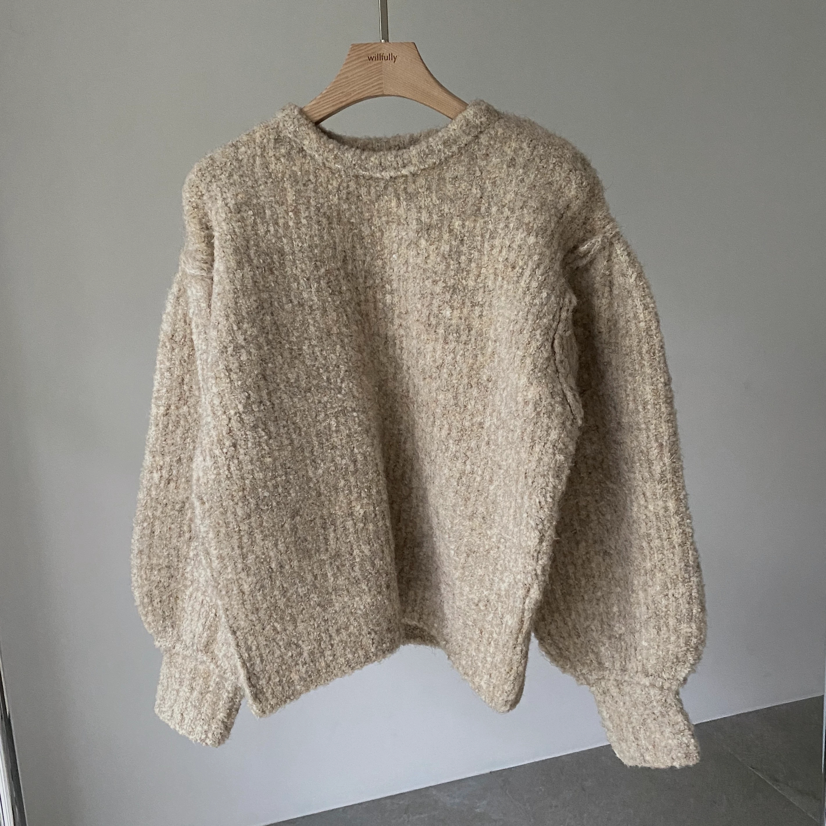 volume sleeve melange knit