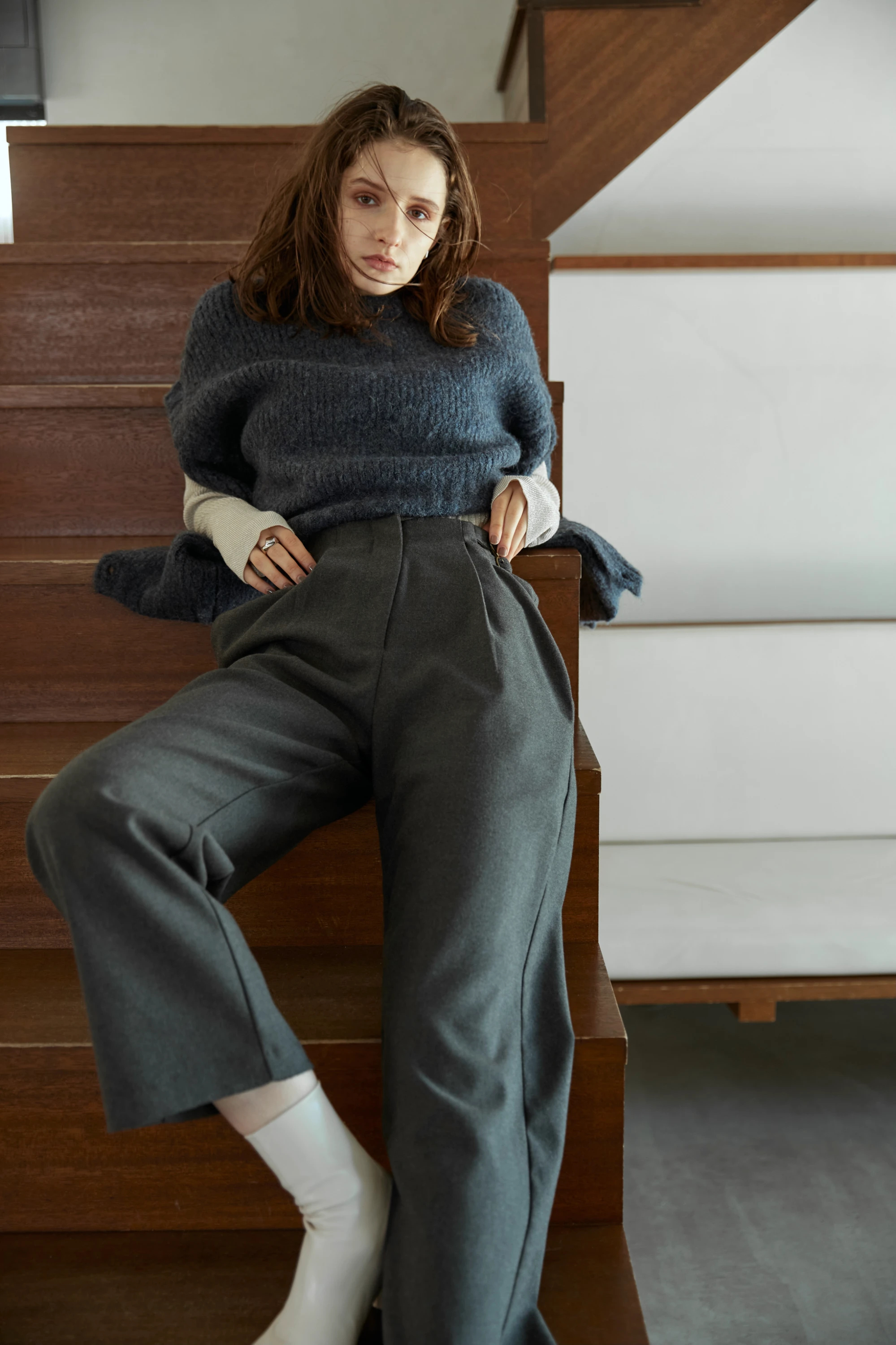 asymmetry side belt pants