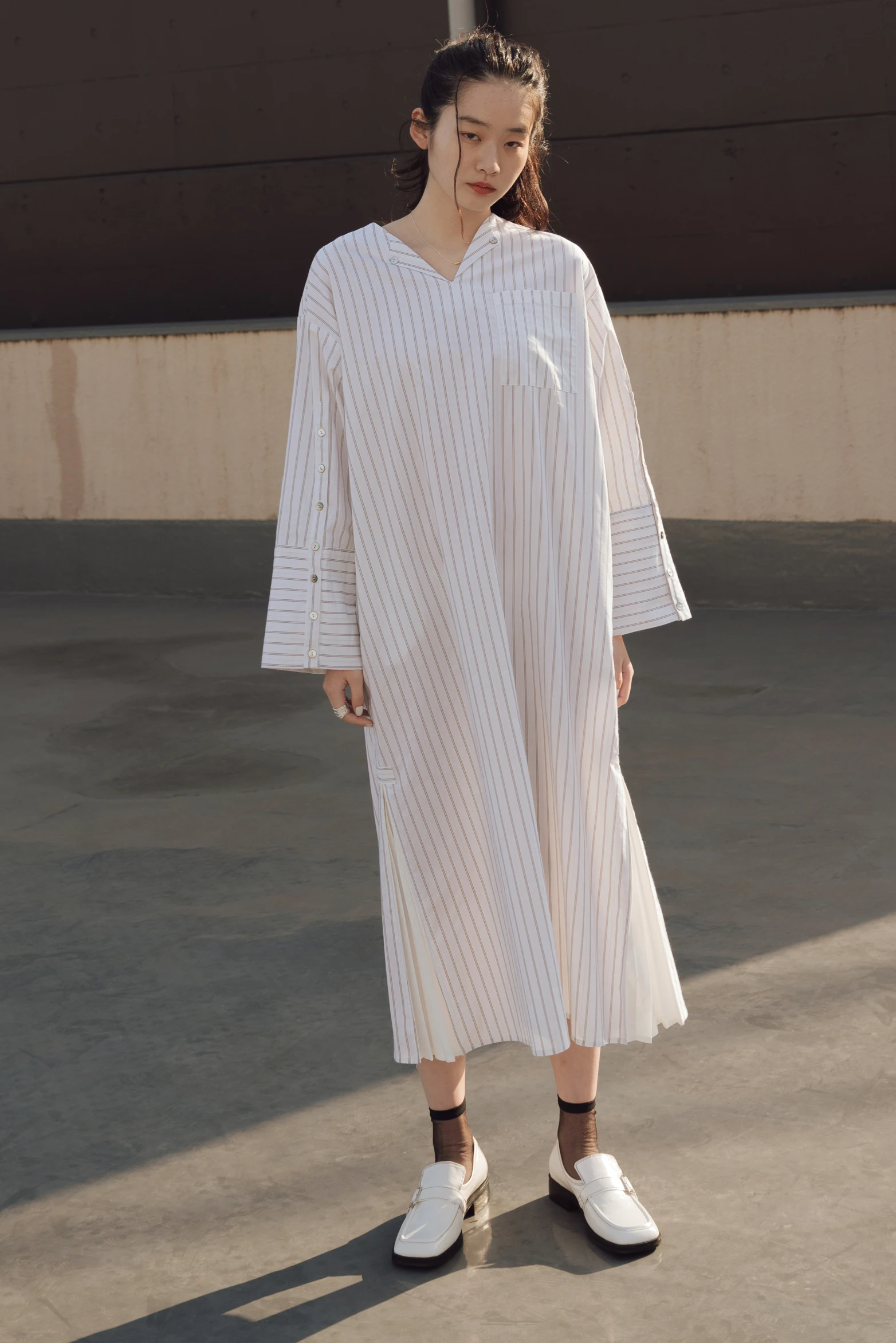 side pleats 2way stripe shirt OP / willfully（ウィルフリー）の