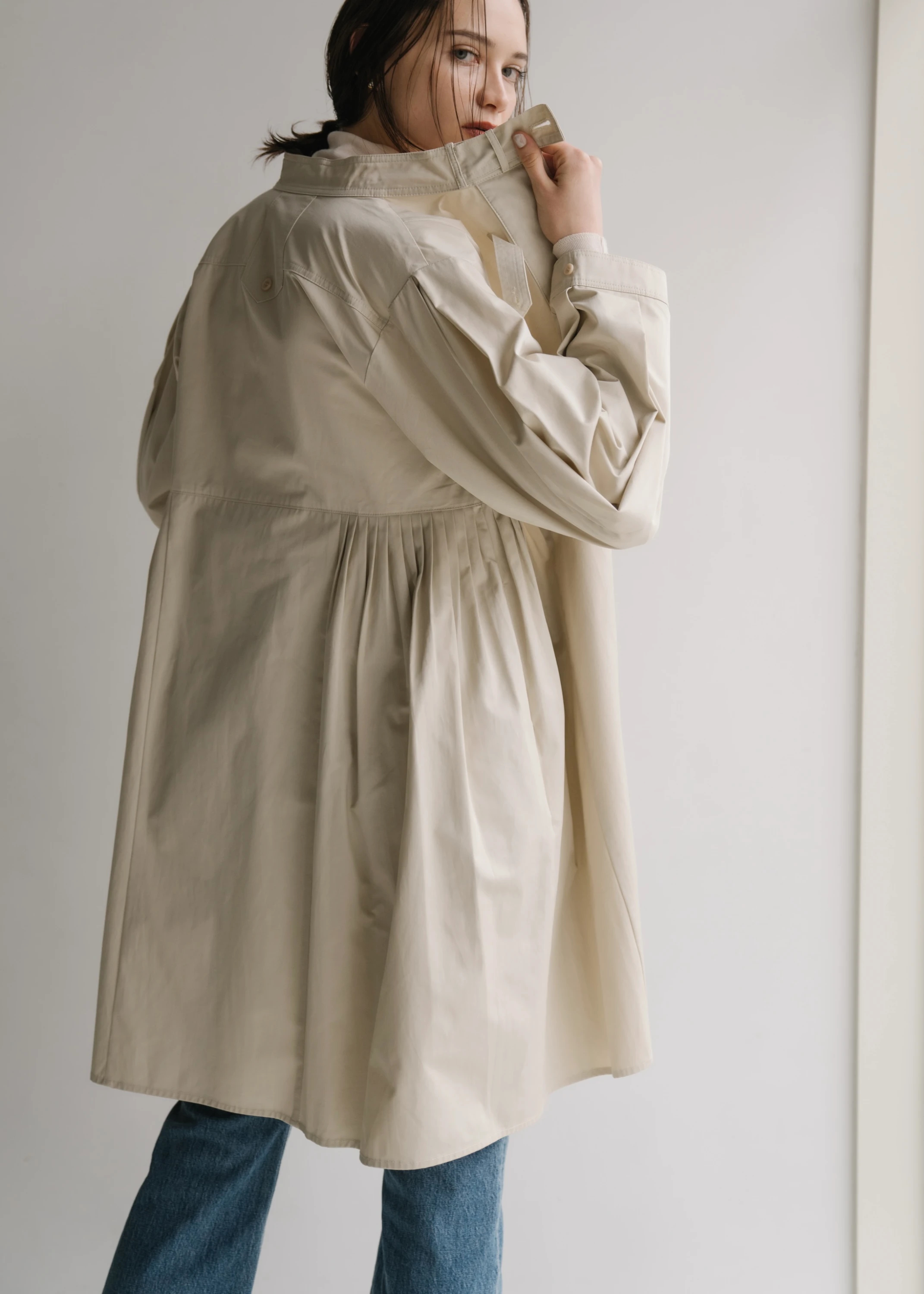 fly front side pleat firm CO / willfully（ウィルフリー）のcoat通販