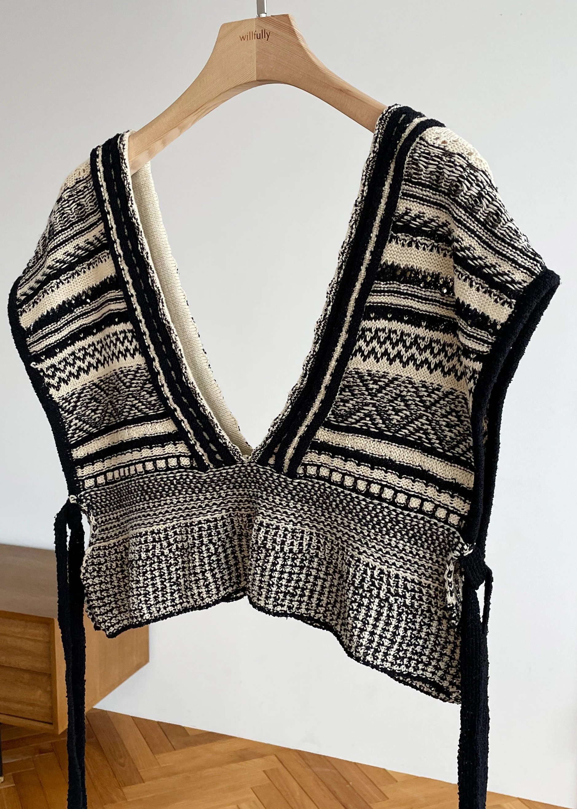 at random geometric pattern knit bustier / willfully（ウィルフリー 