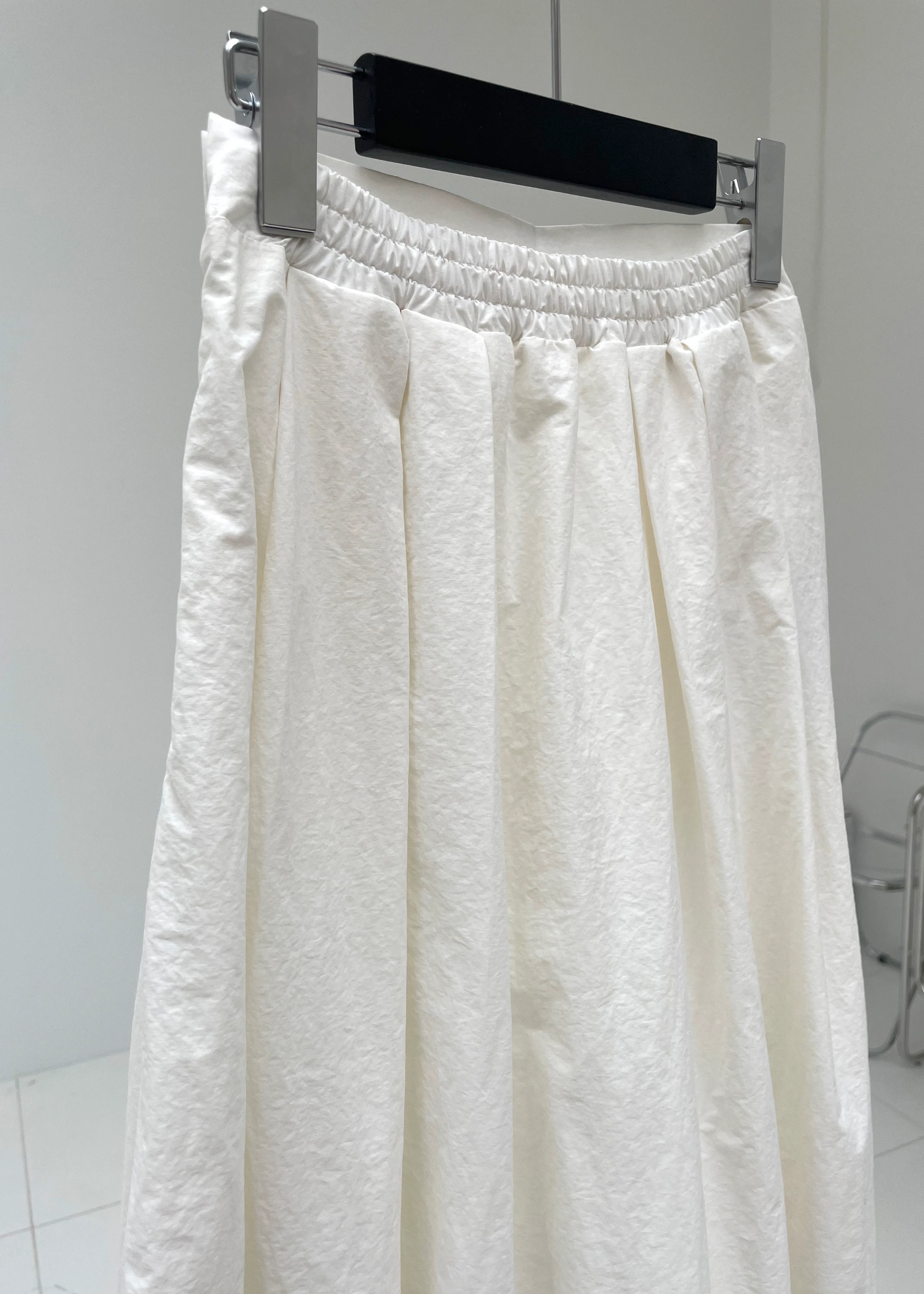 tuck volume long flare SK / willfully（ウィルフリー）のskirt通販