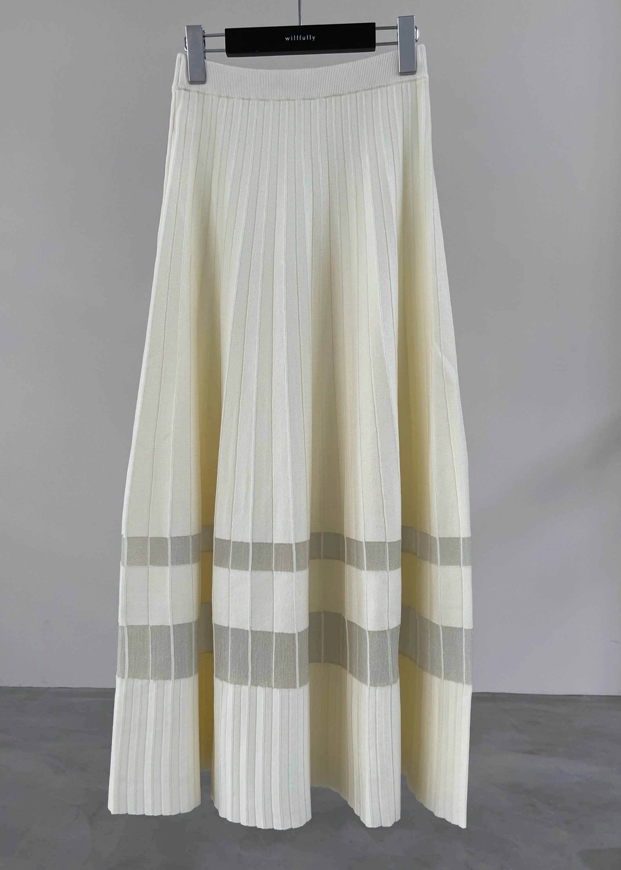 【willfully】sheer lame hem pleats knit SK