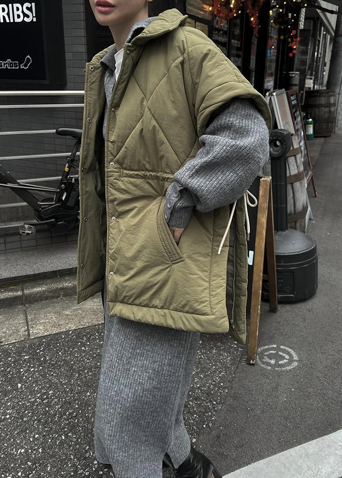 poncho deformation panel quilting coat / willfully（ウィルフリー