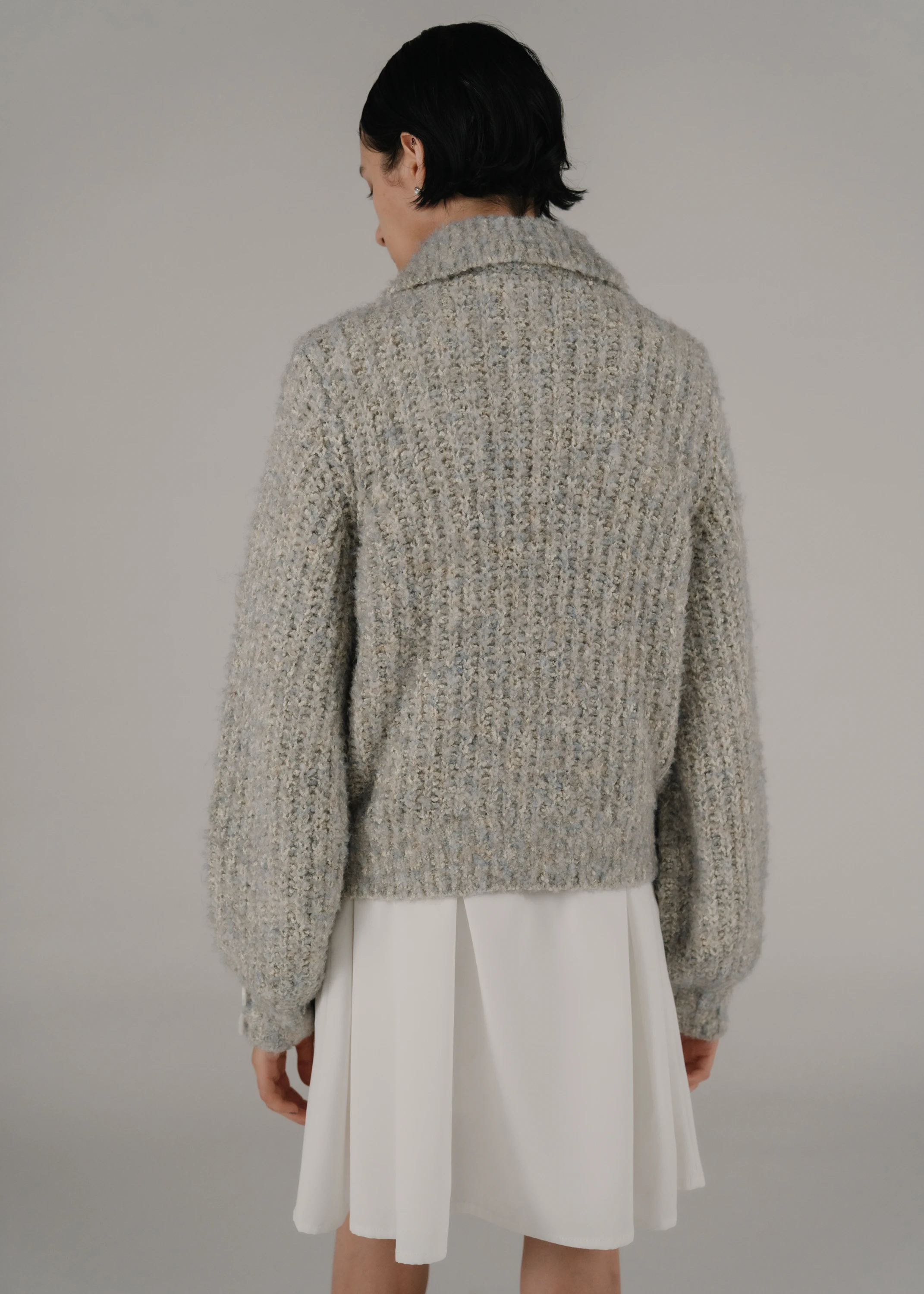 layered collar double yarn floatingly knit