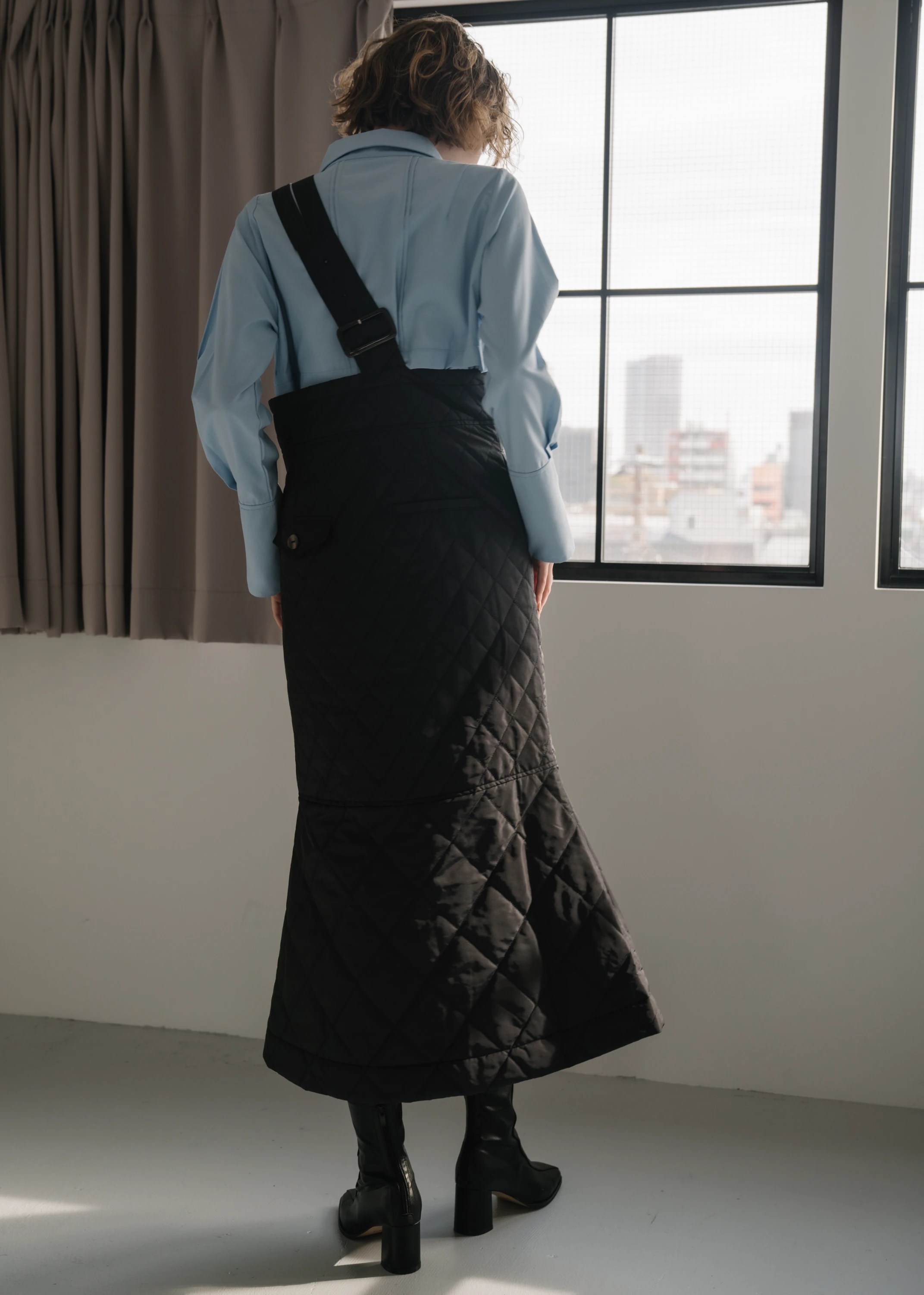 quilting nylon one shoulder jumper skirt / willfully（ウィルフリー