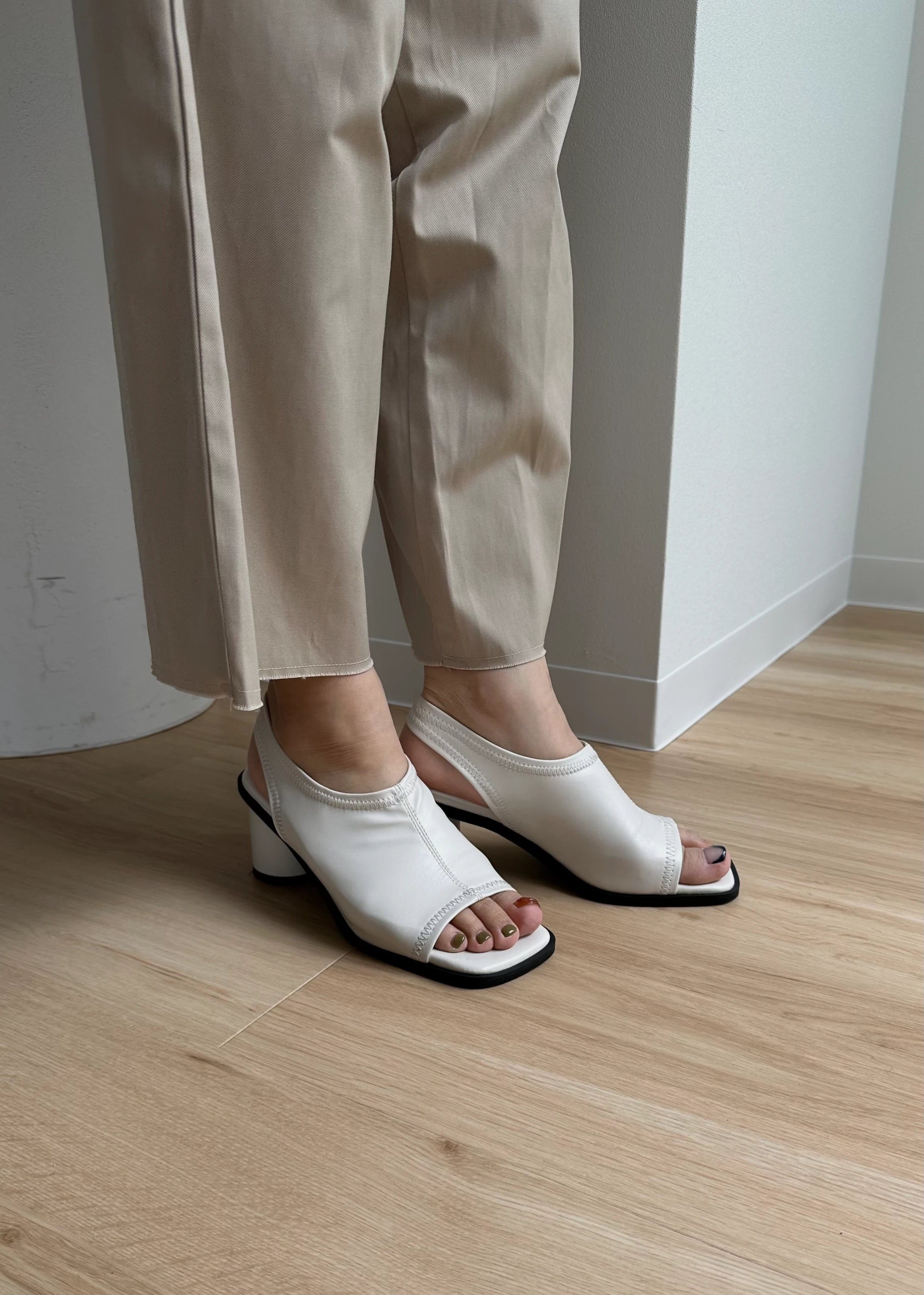 pollex round heel zip sandal #willfully - サンダル