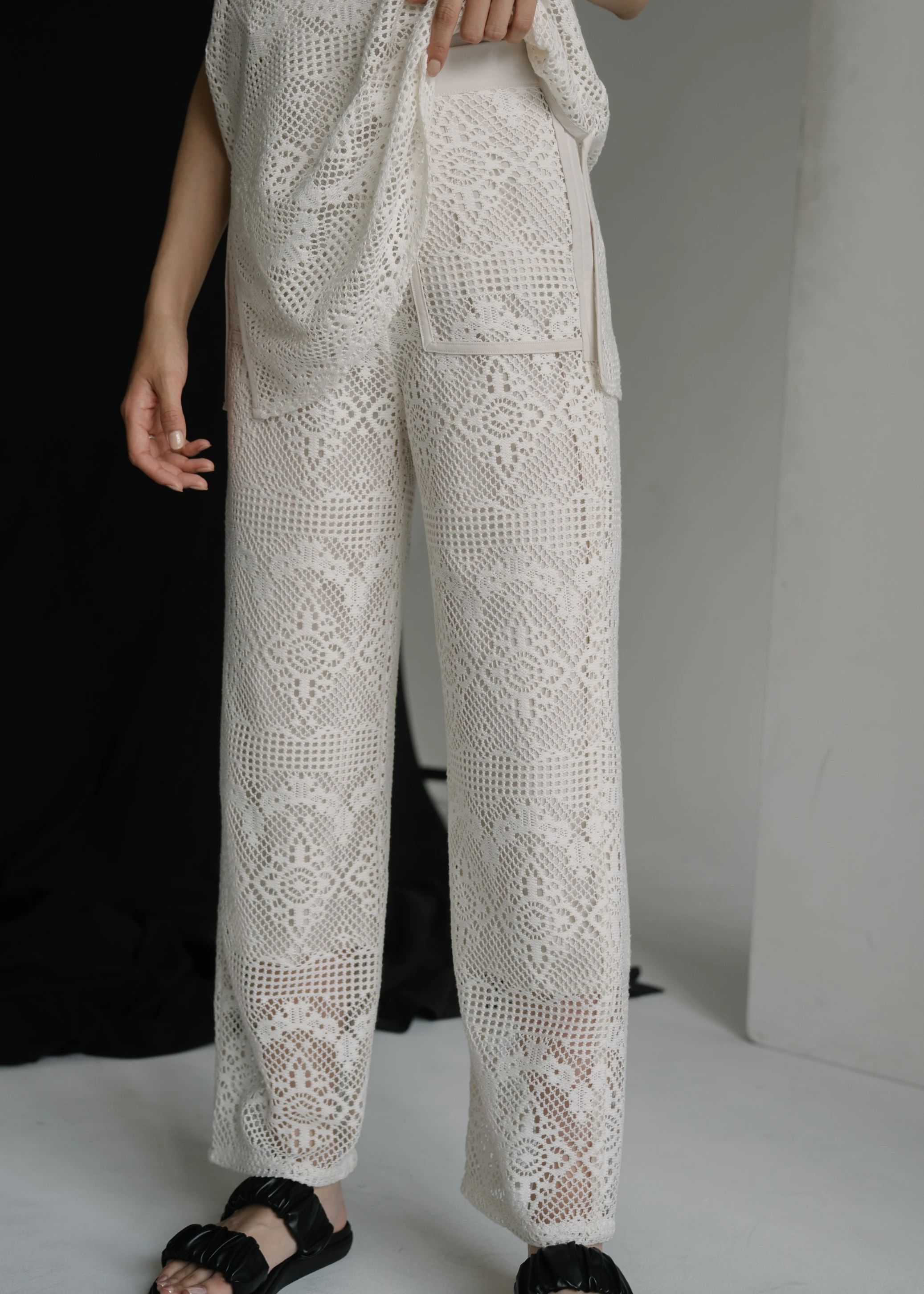 piping mesh lace PT / willfully（ウィルフリー）のpants通販