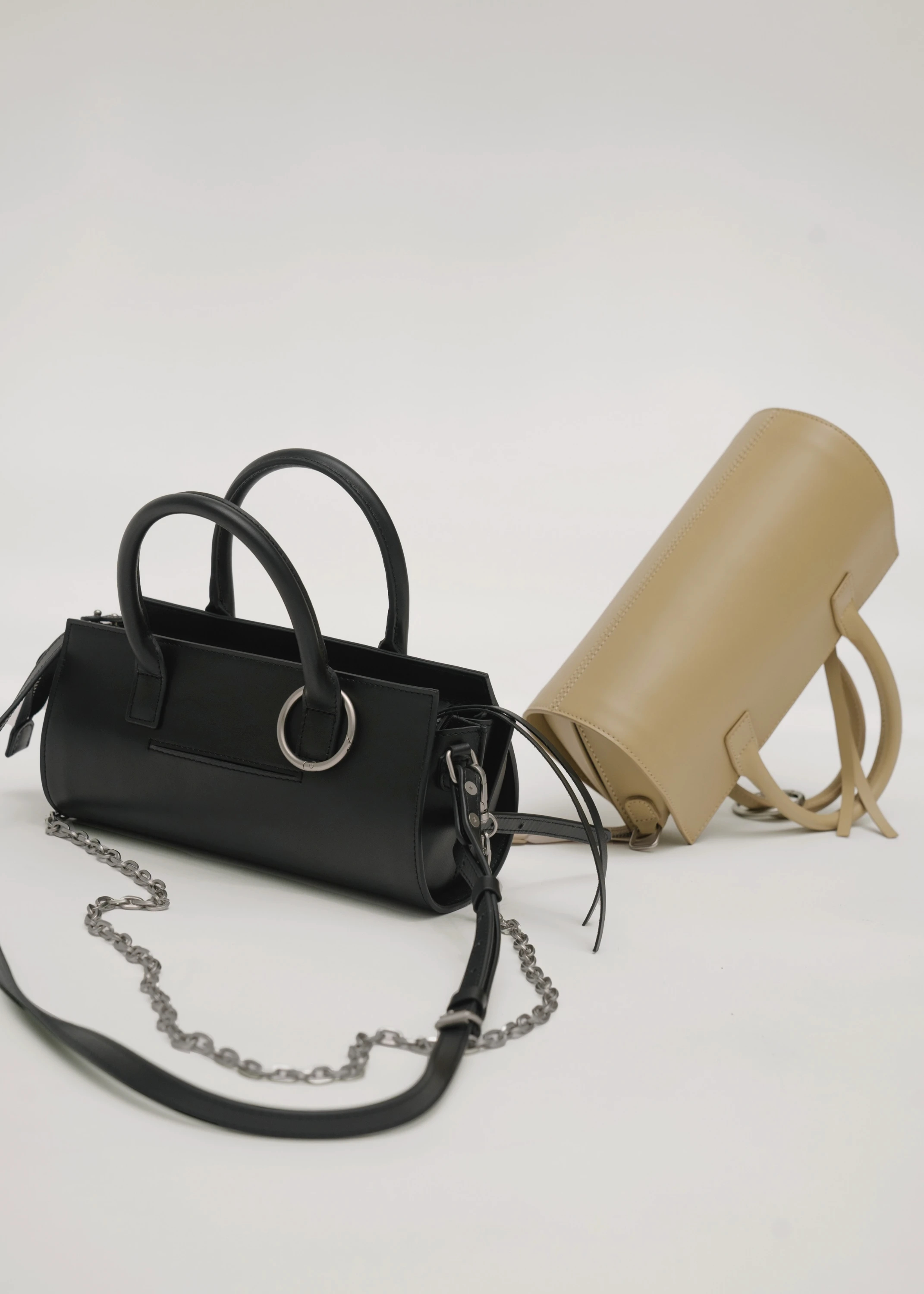 cylinder real leather mulch bag ［black］
