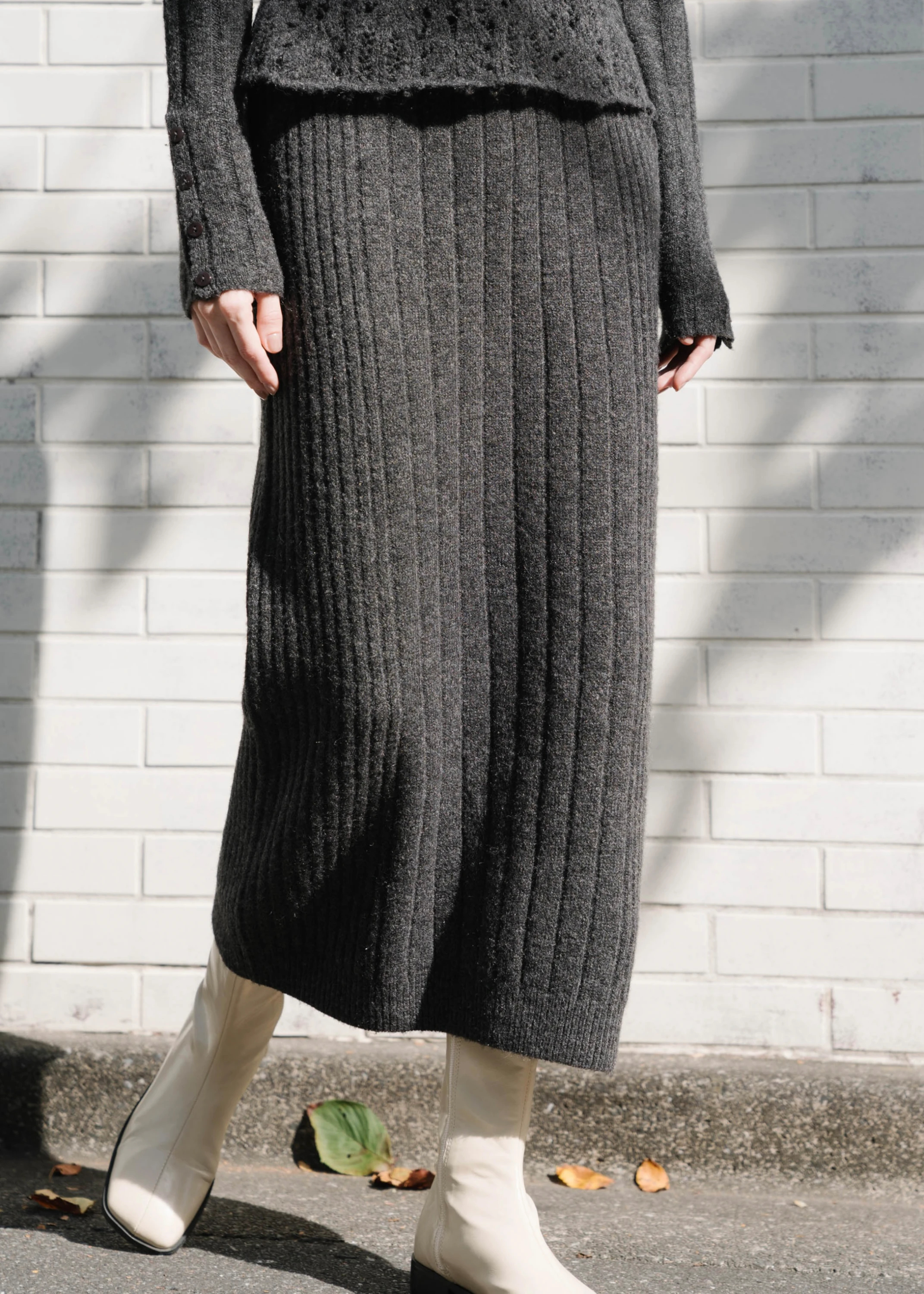 random mix rib cocoon knit SK / willfully（ウィルフリー）のskirt