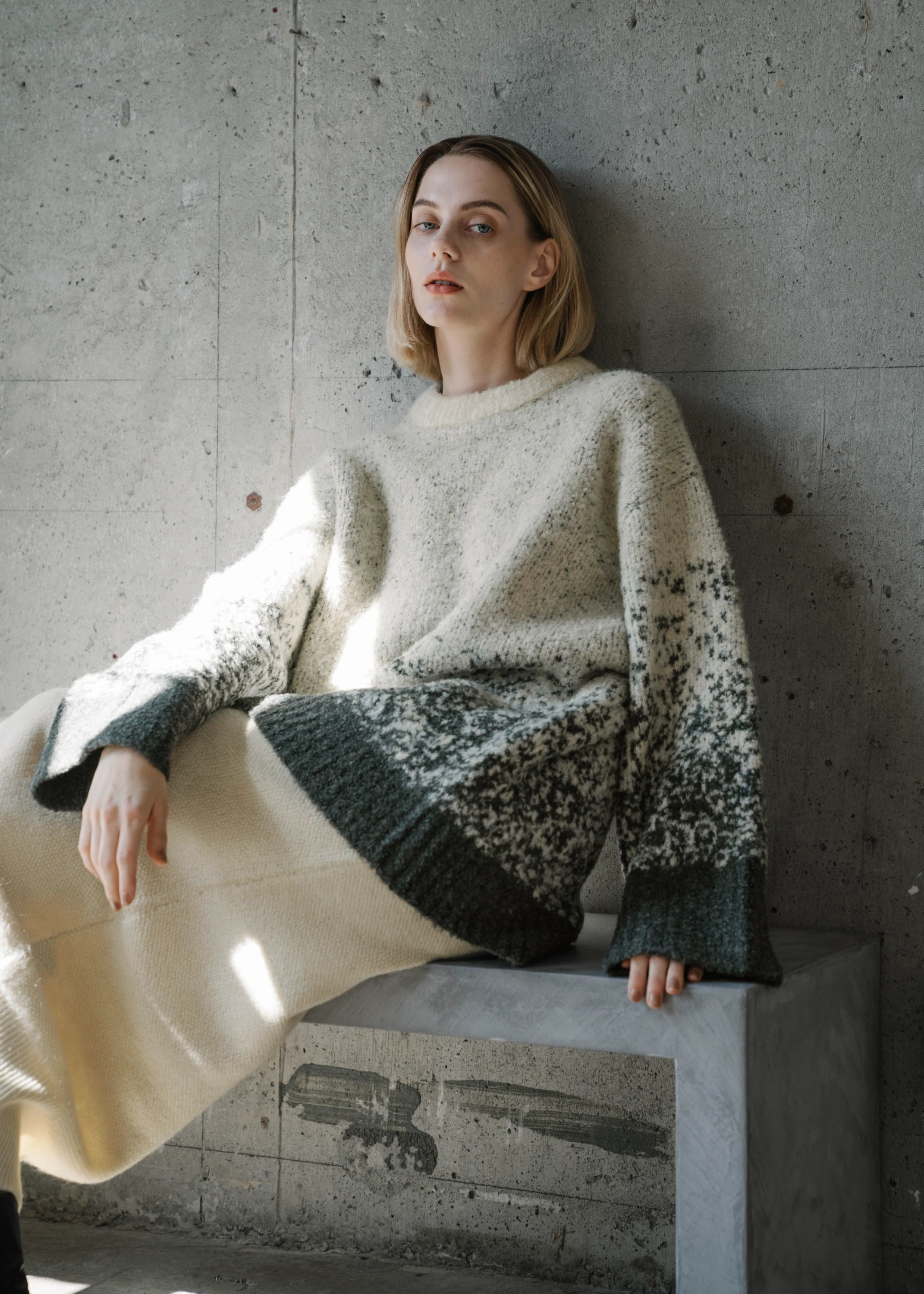 gradation jacquard big silhouette knit