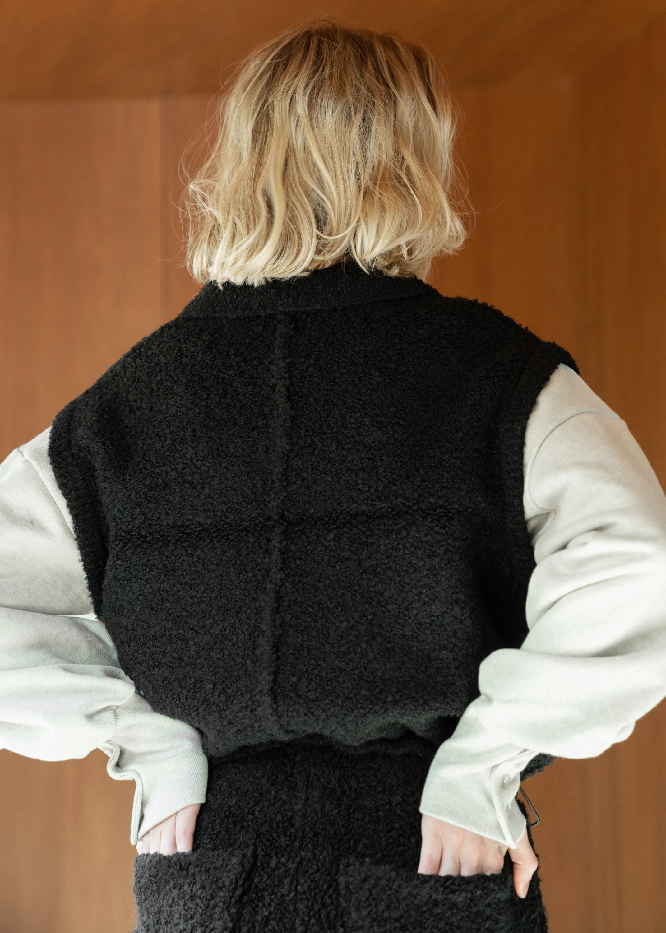 poodle yarn half zip knit vest