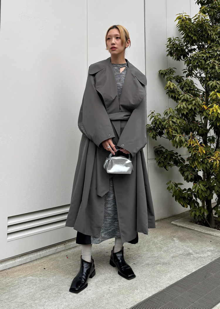 water repellent taffeta big silhouette trench coat