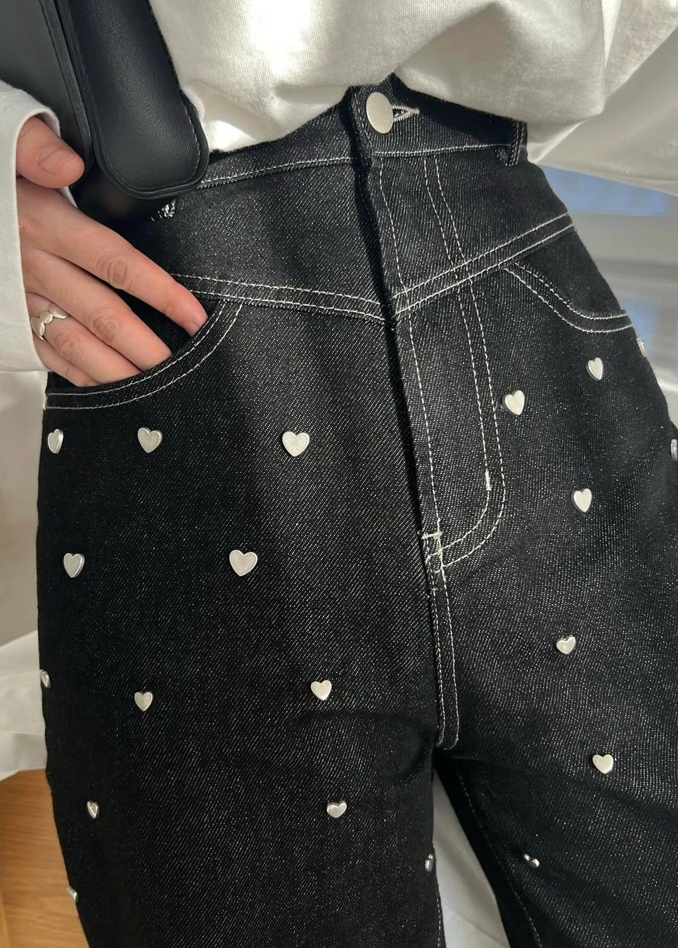 カスタネwillfully heart rivet \u0026 embroidery denim