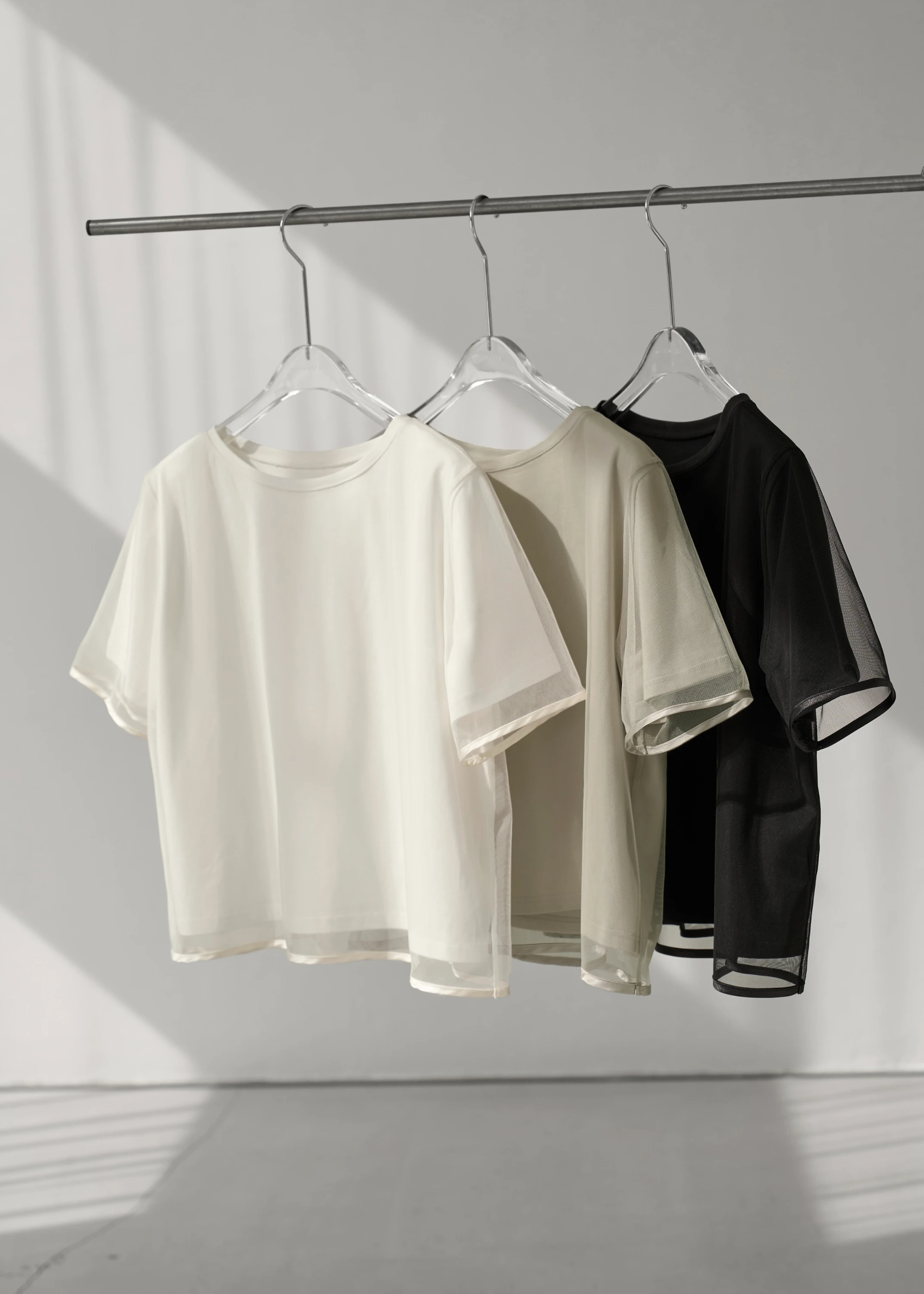 tulle combi piping T-shirt / willfully（ウィルフリー）のcut&sew 